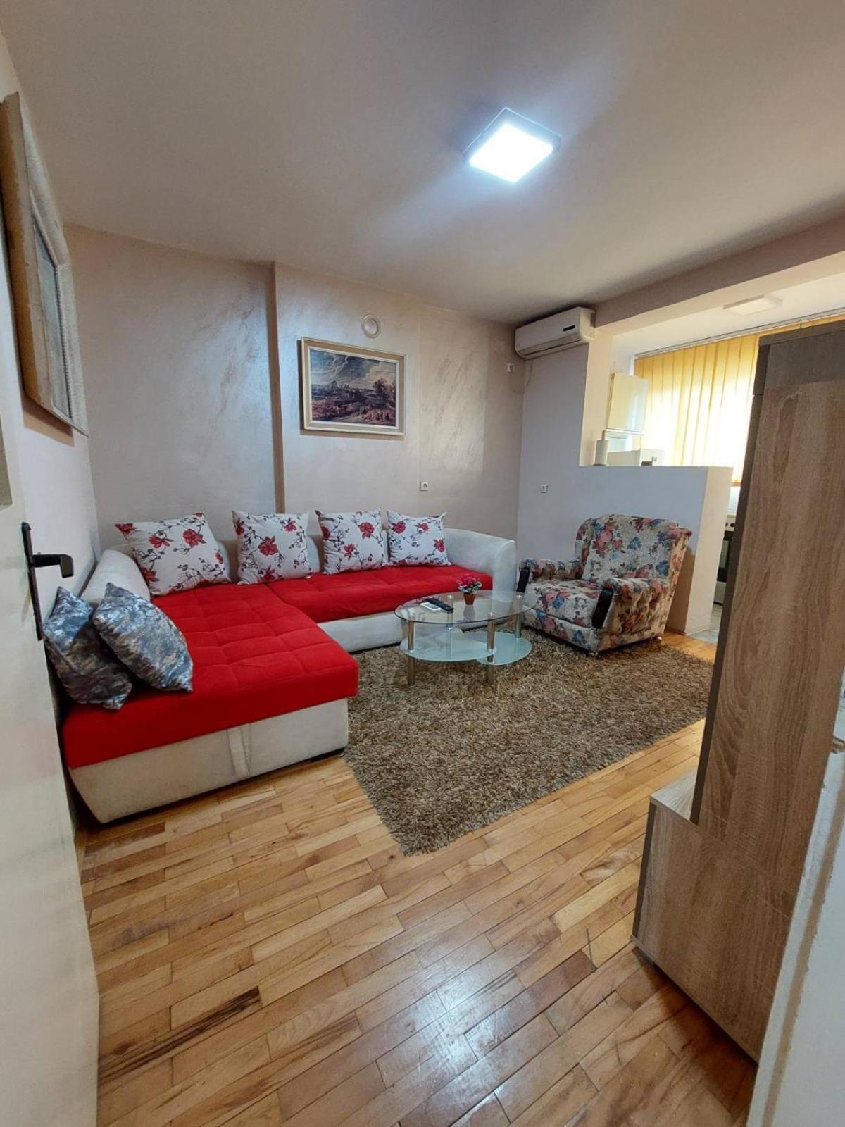 Apartment Vuk Podgorica Esterno foto